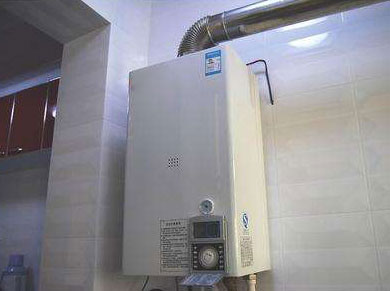 旧采暖改造煤改‘电’or‘气’，空气源热泵VS壁挂炉！